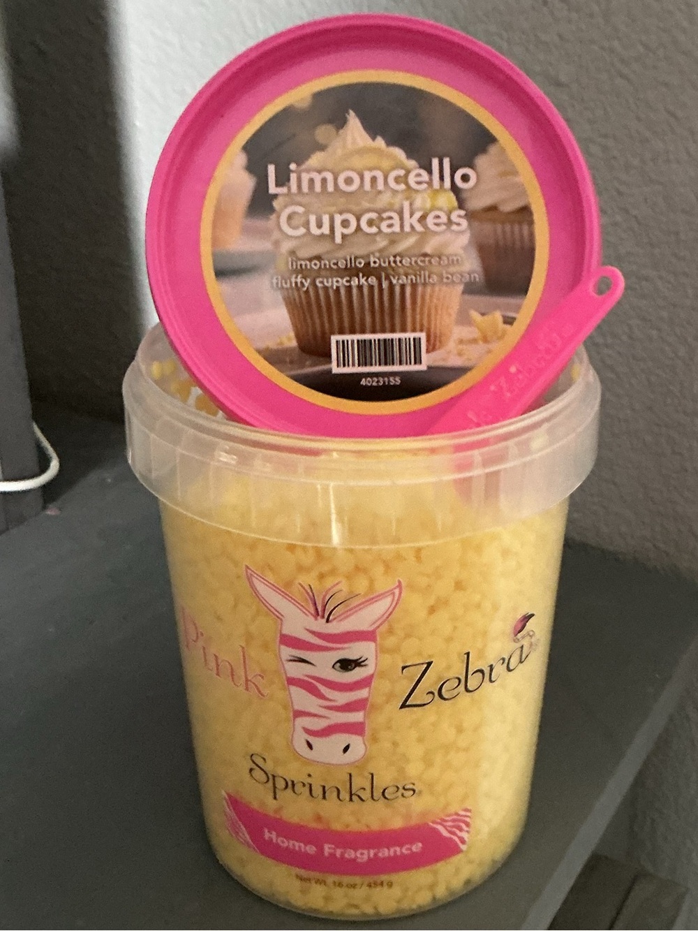 Limoncello Cupcakes Pink Zebra Odor Eliminating Wax Melts in a 4 oz blend bag